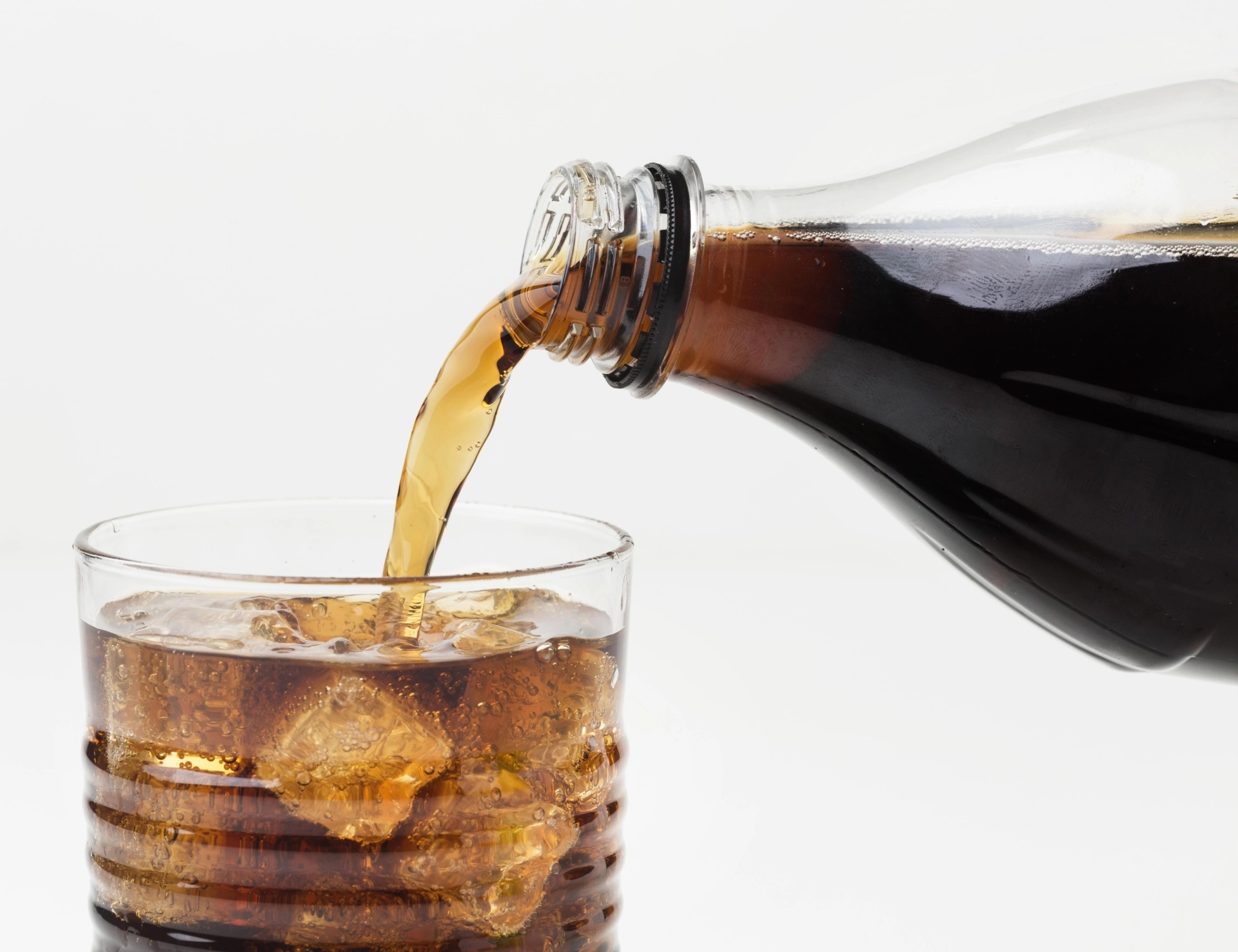New research shows added sugar labels would prompt teens to dump sugary drinks