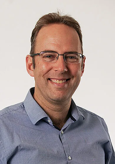 Associate Professor Dan Thomas
