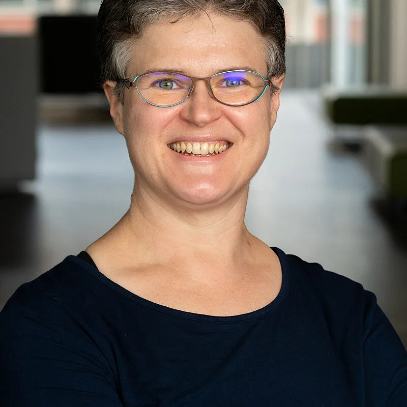 Dr Jennie Louise